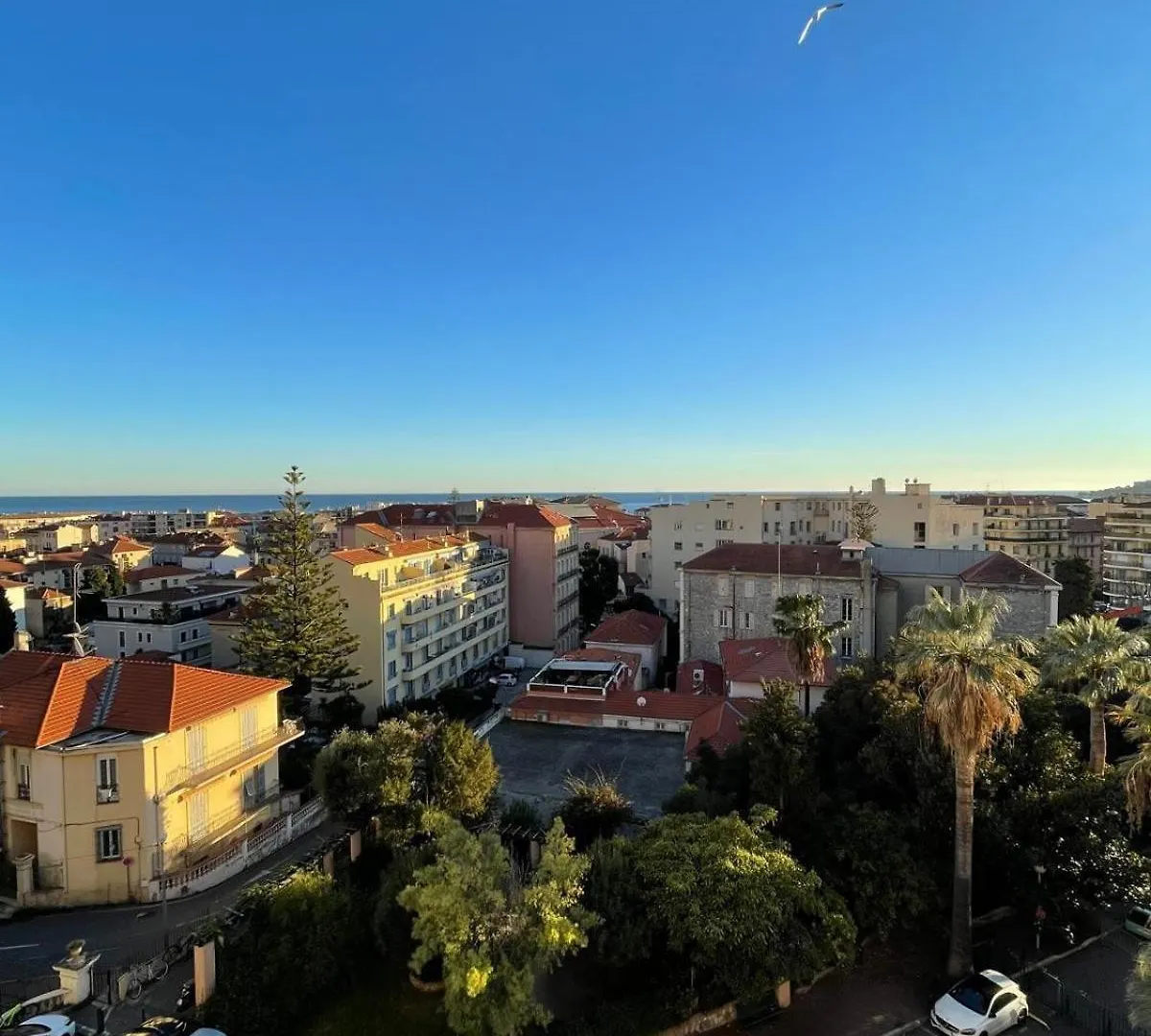 Apartment Charmant Deux Pieces Au Coeur De Menton France